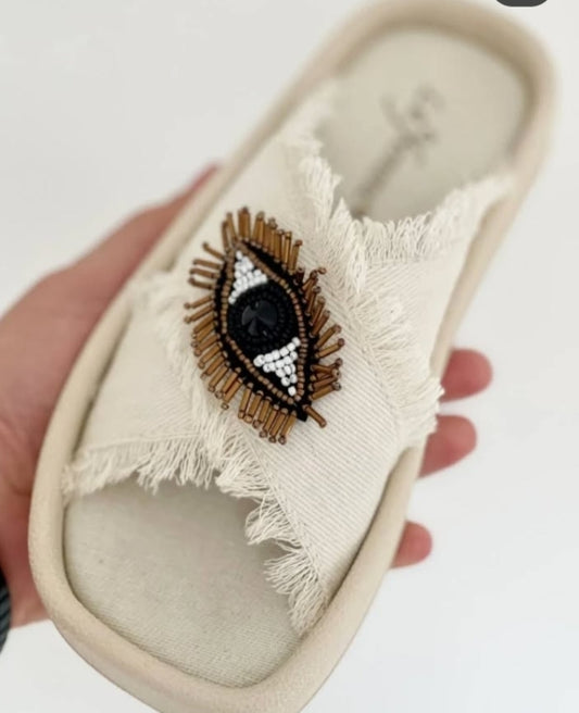 Frame Eye Criss Slides