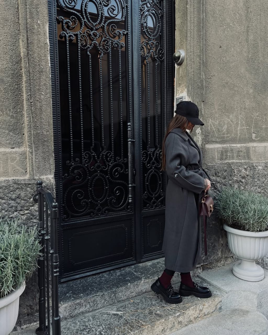 Woolen Loose Fitting Coat With a Belt