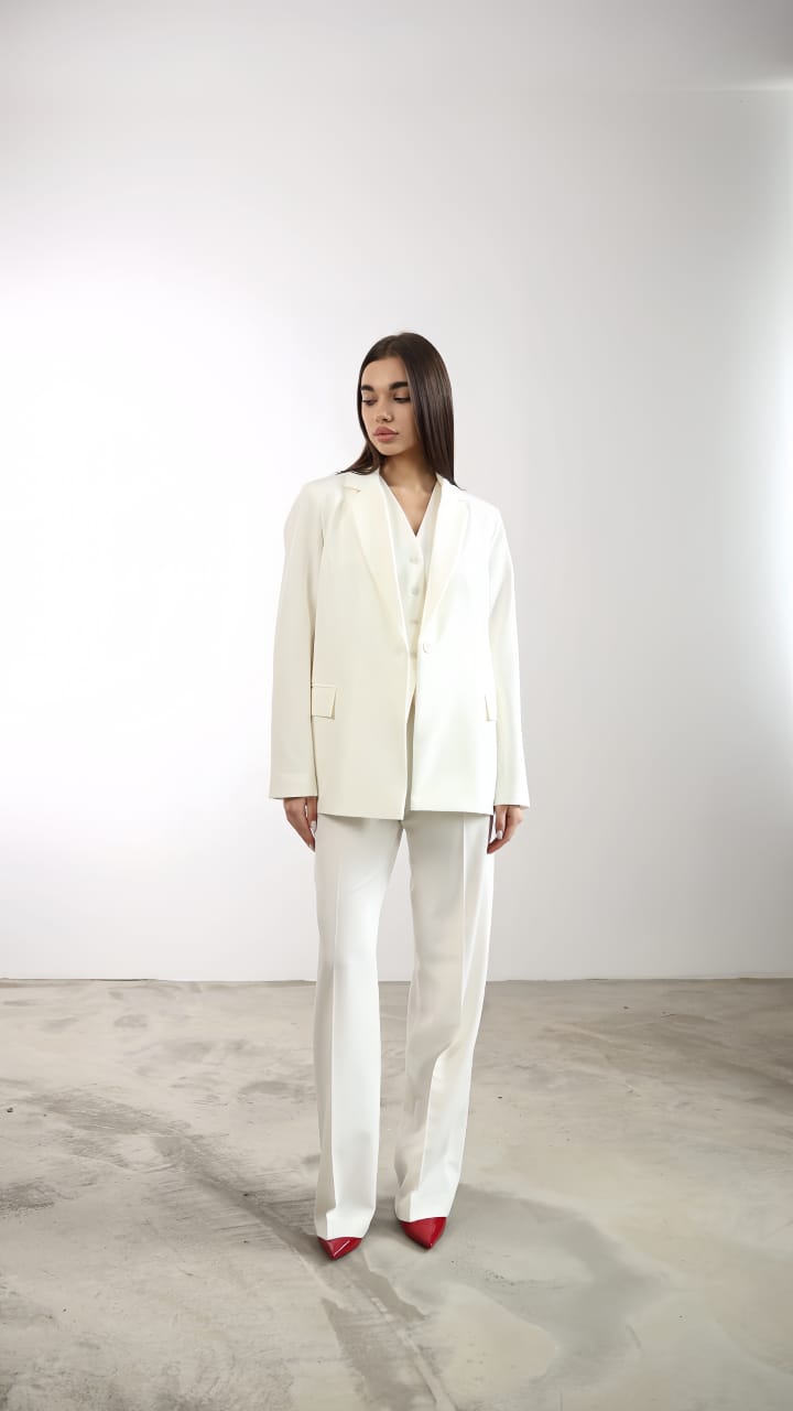 White 3 Pieces Suit