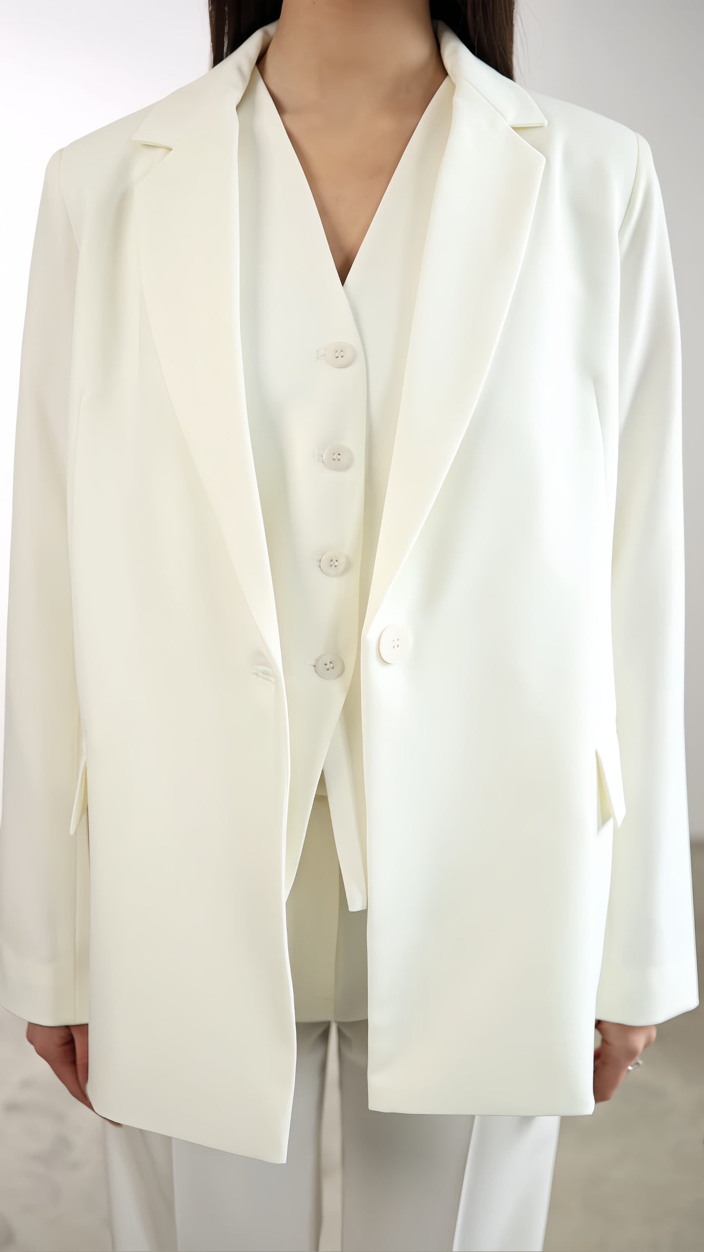 White 3 Pieces Suit