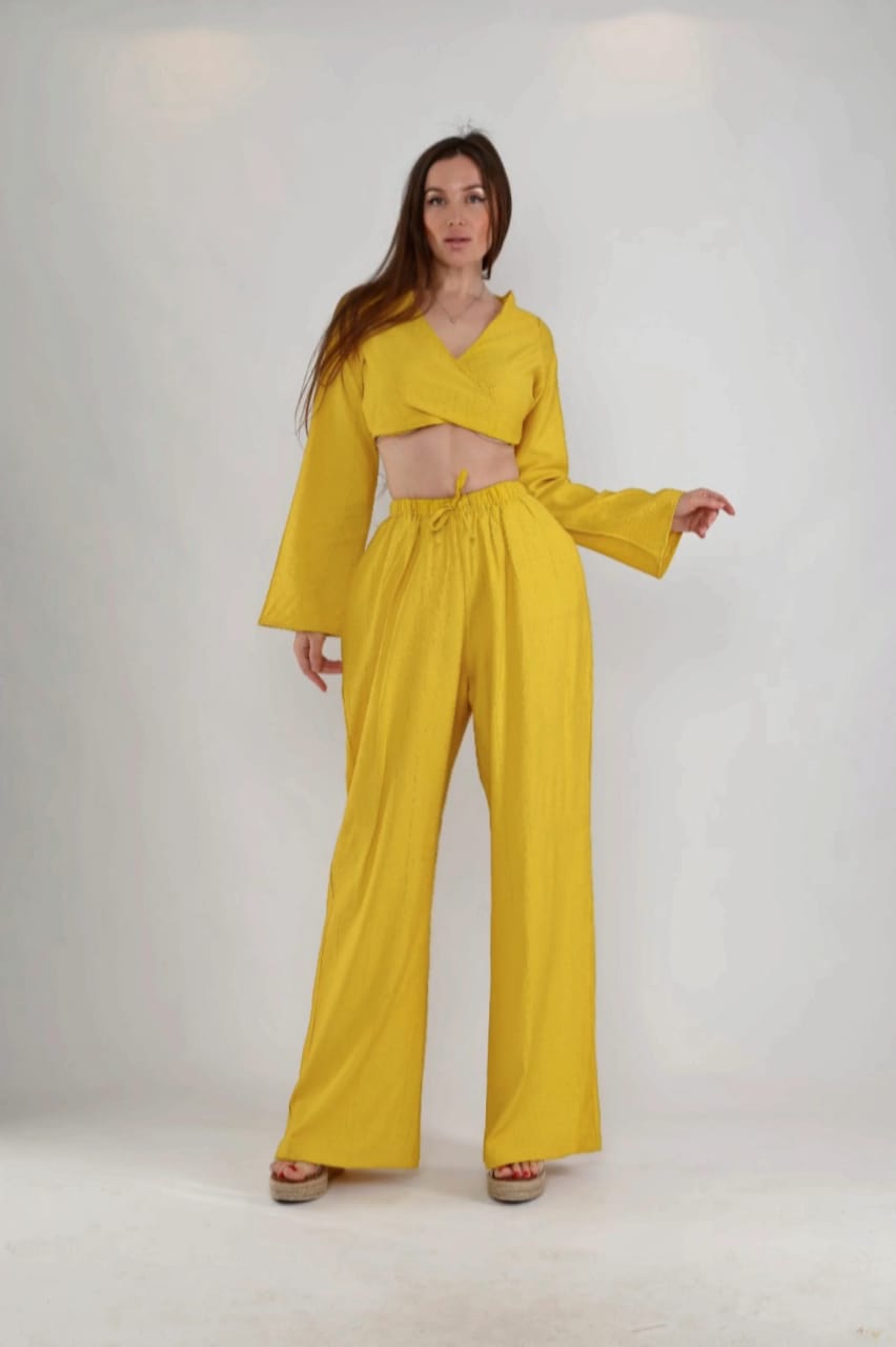 Mustard Linen Set