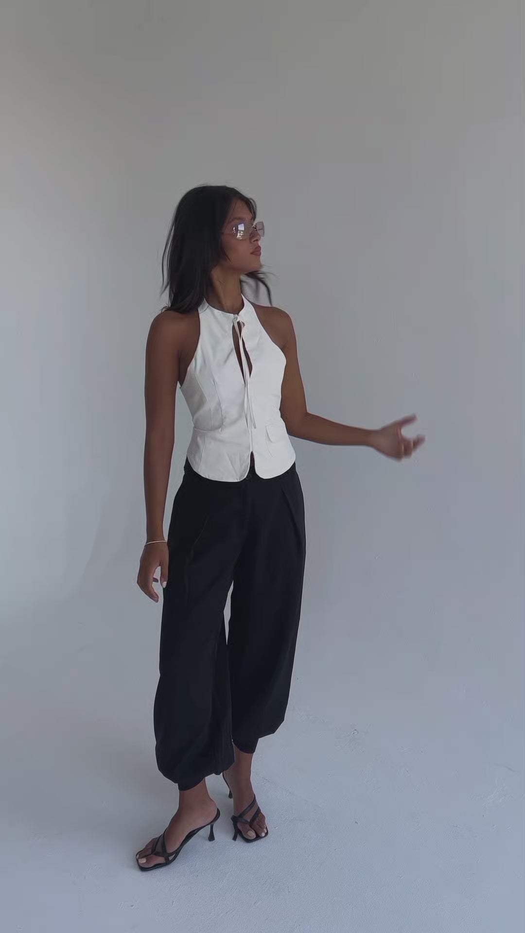 Pleated Tapered Pants