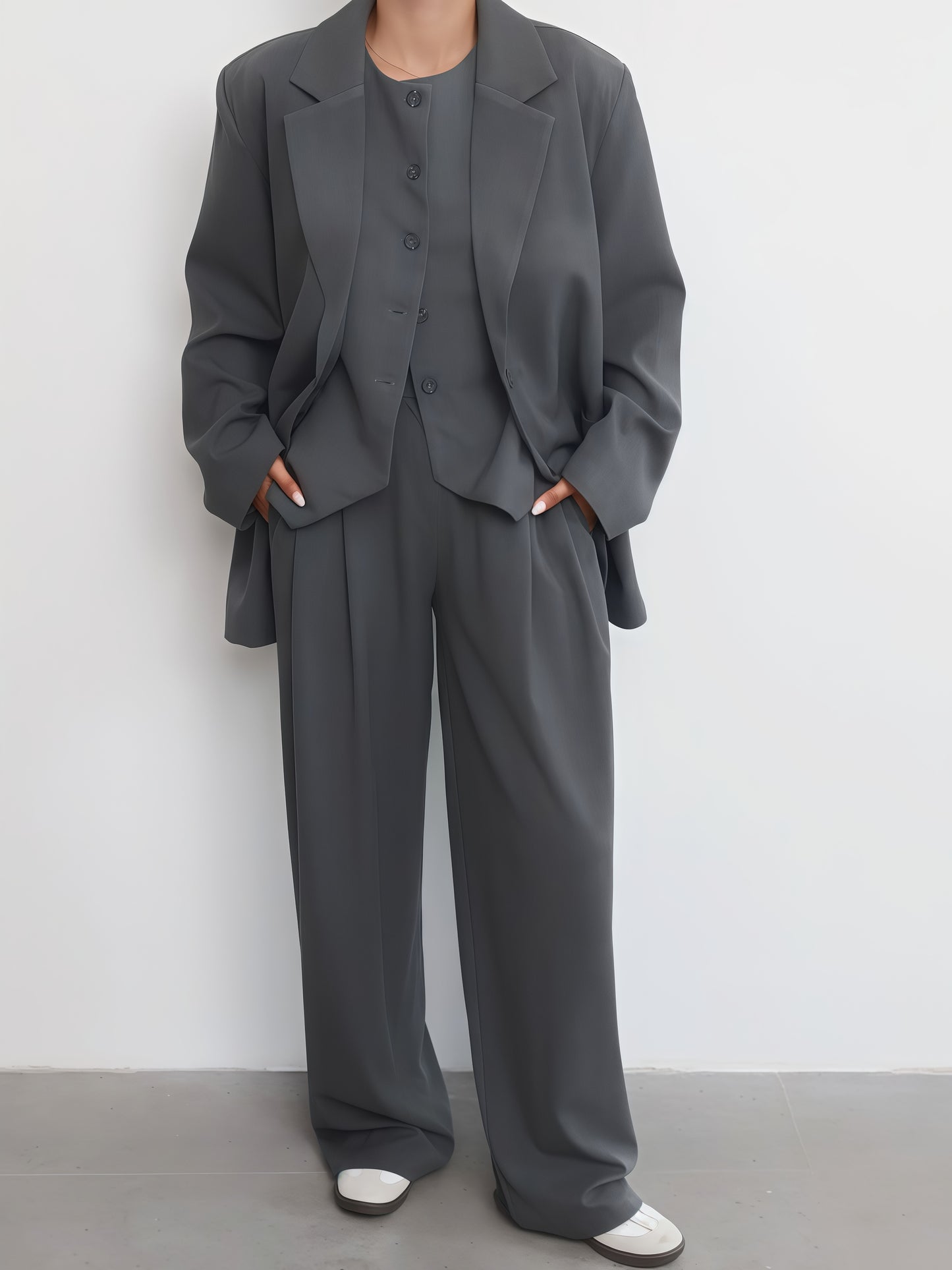 3 Piece Women's Suit Oversized It Is Grey