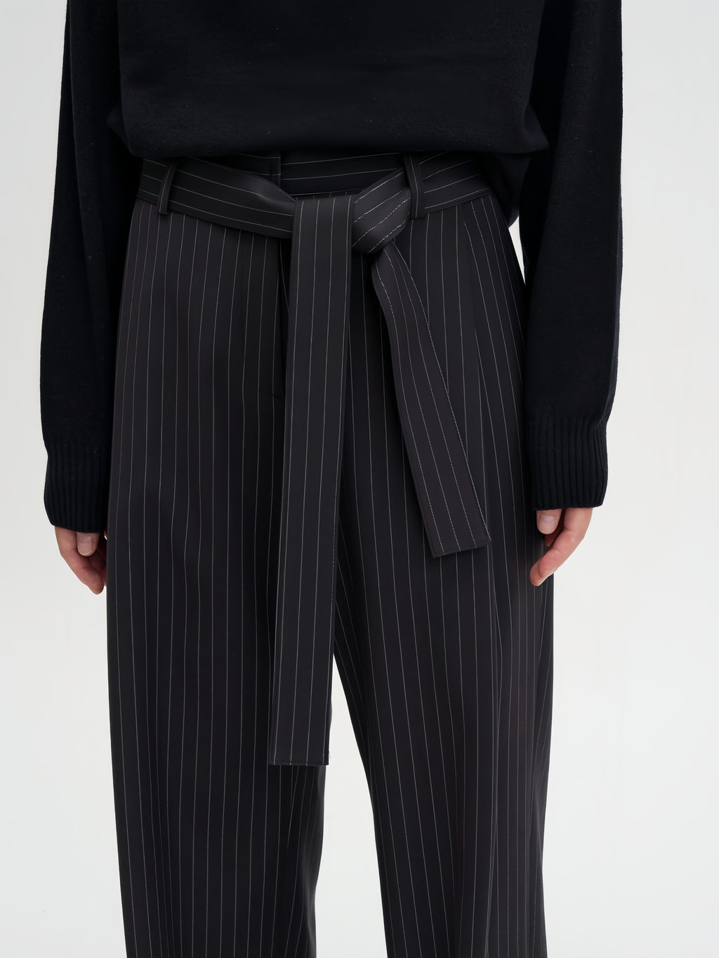 PLEATED TROUSERS WITH BELT