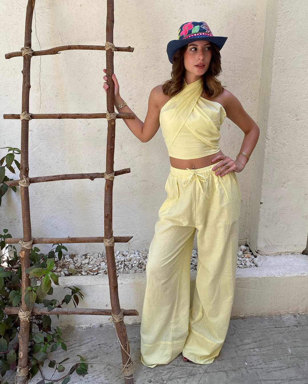 Yellow Linen Neck Tie Set