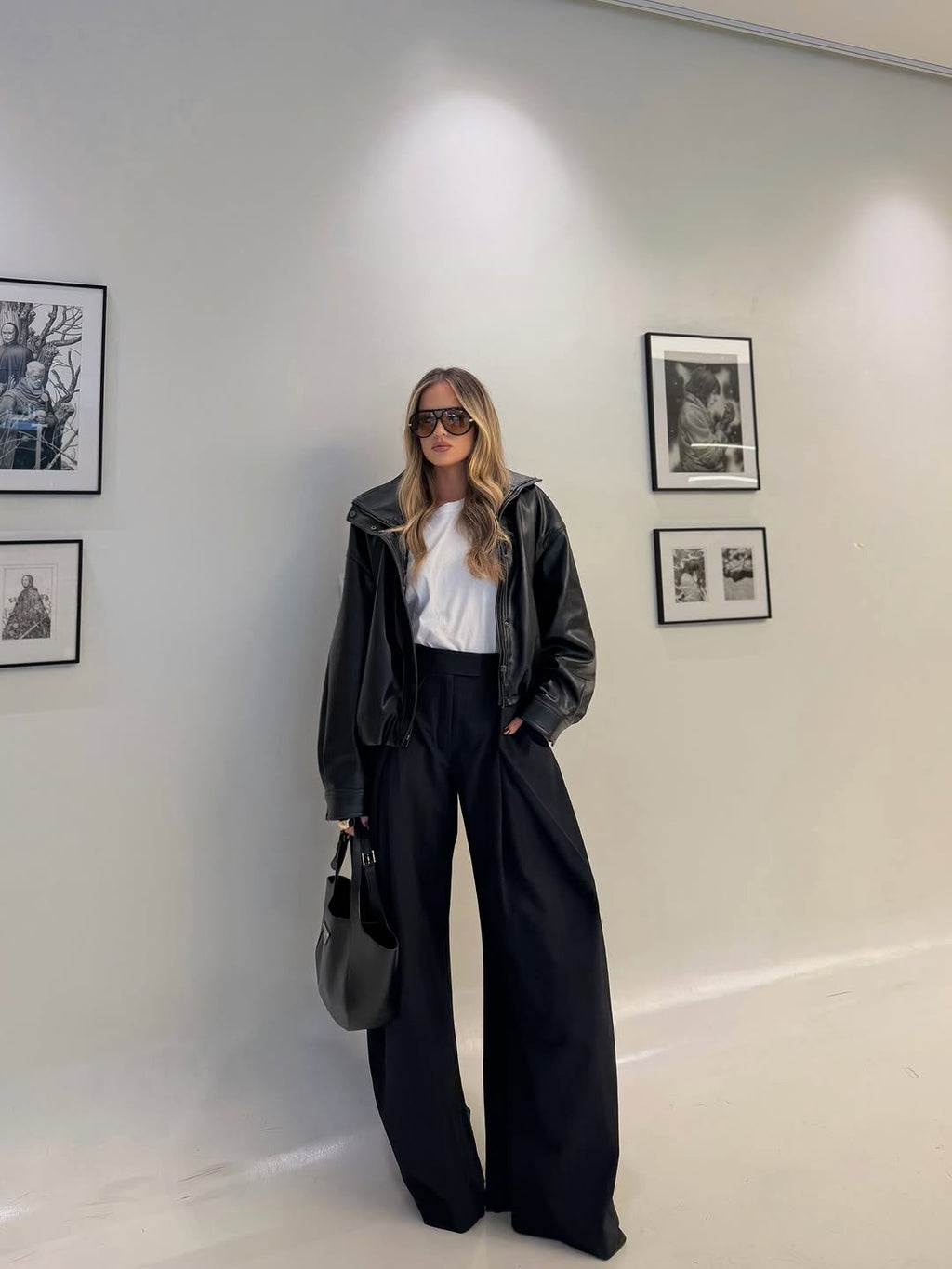 Wide Leg Pleated Trousers Black