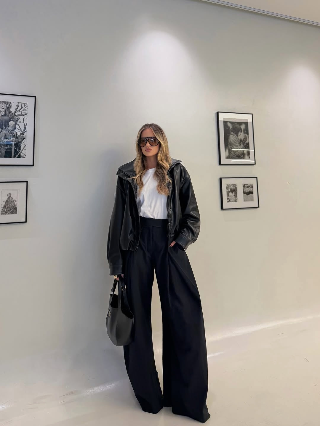 Wide Leg Pleated Trousers Black