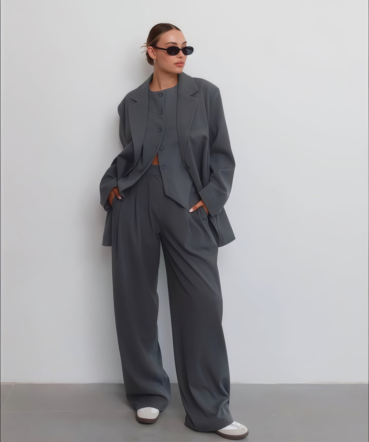 3 Piece Women's Suit Oversized It Is Grey