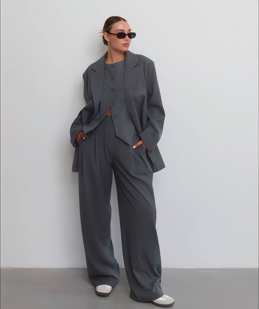 3 Piece Women's Suit Oversized It Is Grey