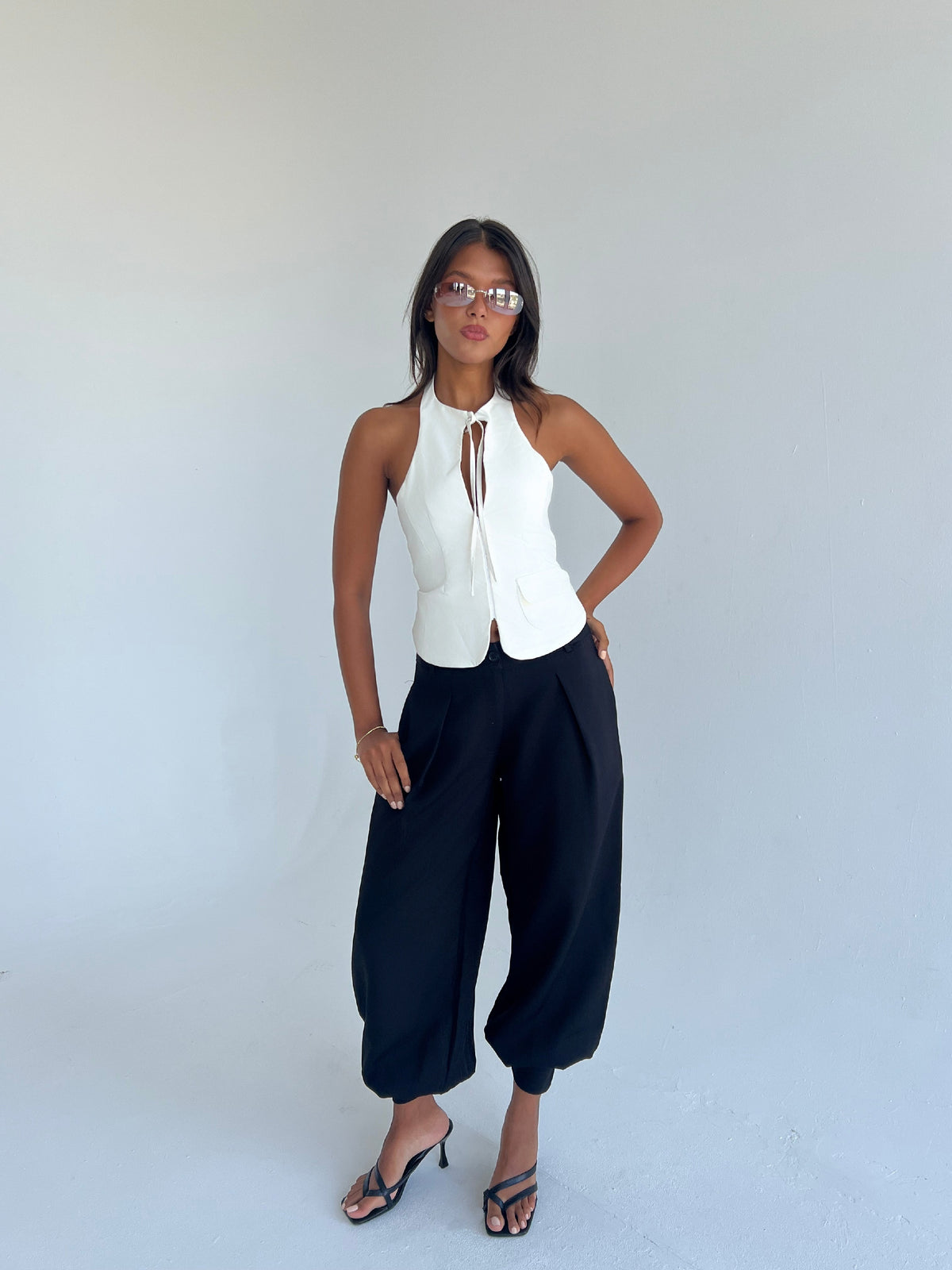 Pleated Tapered Pants