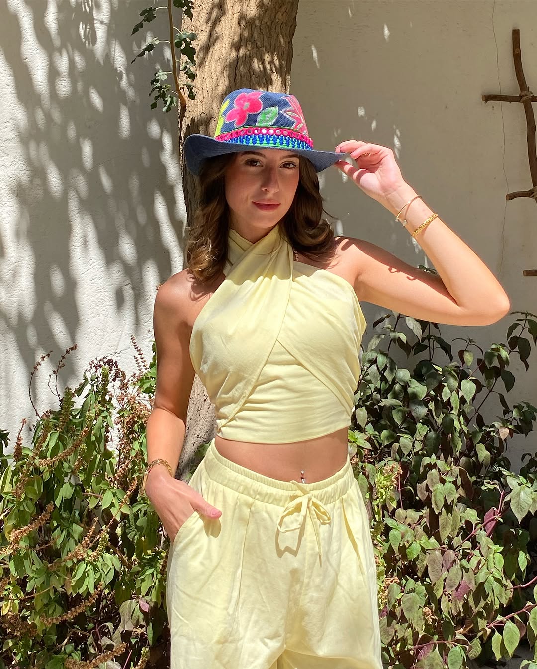 Yellow Linen Neck Tie Set