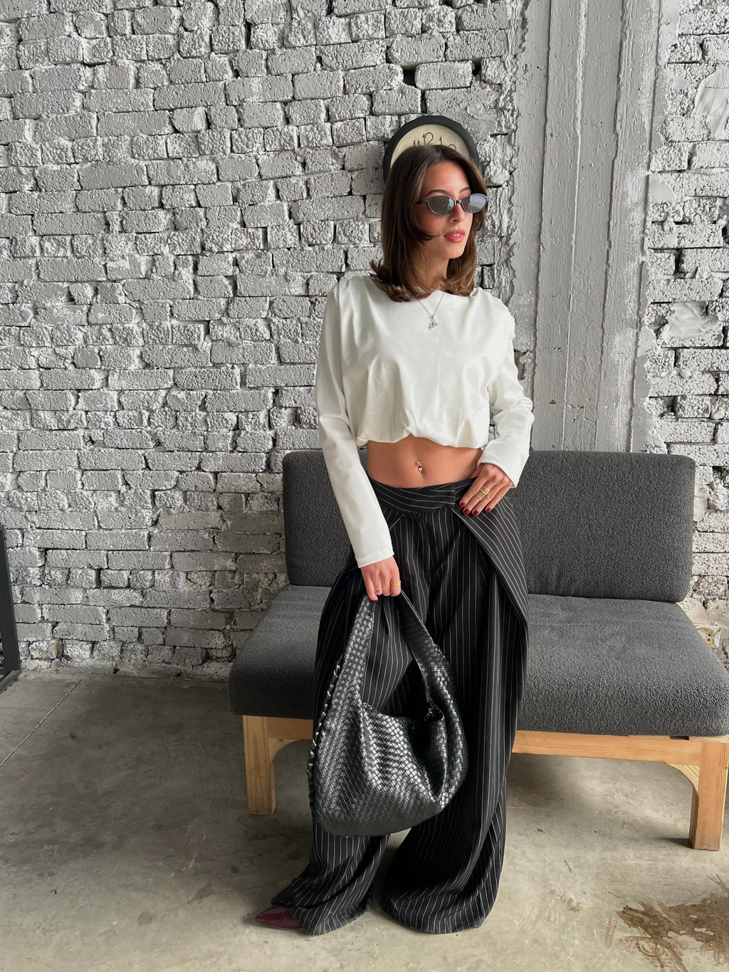 White long sleeve cropped top