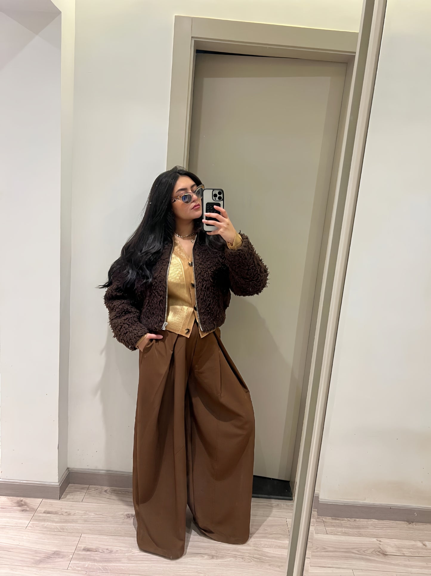 Wide Leg Pleated Trousers Brown