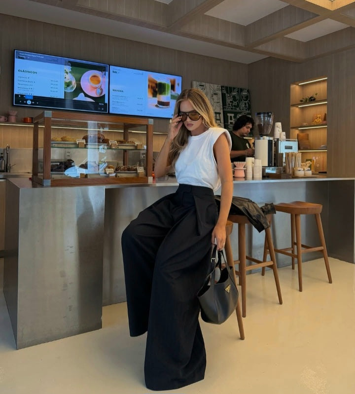 Wide Leg Pleated Trousers Black