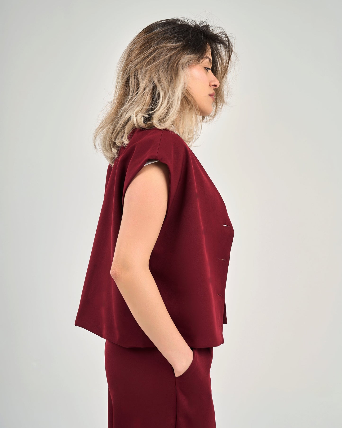 Compact v neck vest in black