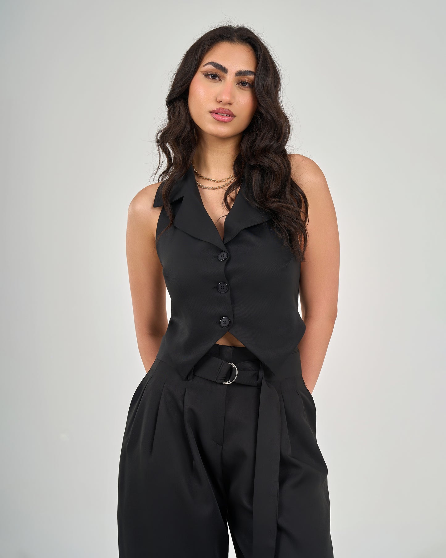 Collar waistcoat with back fastening