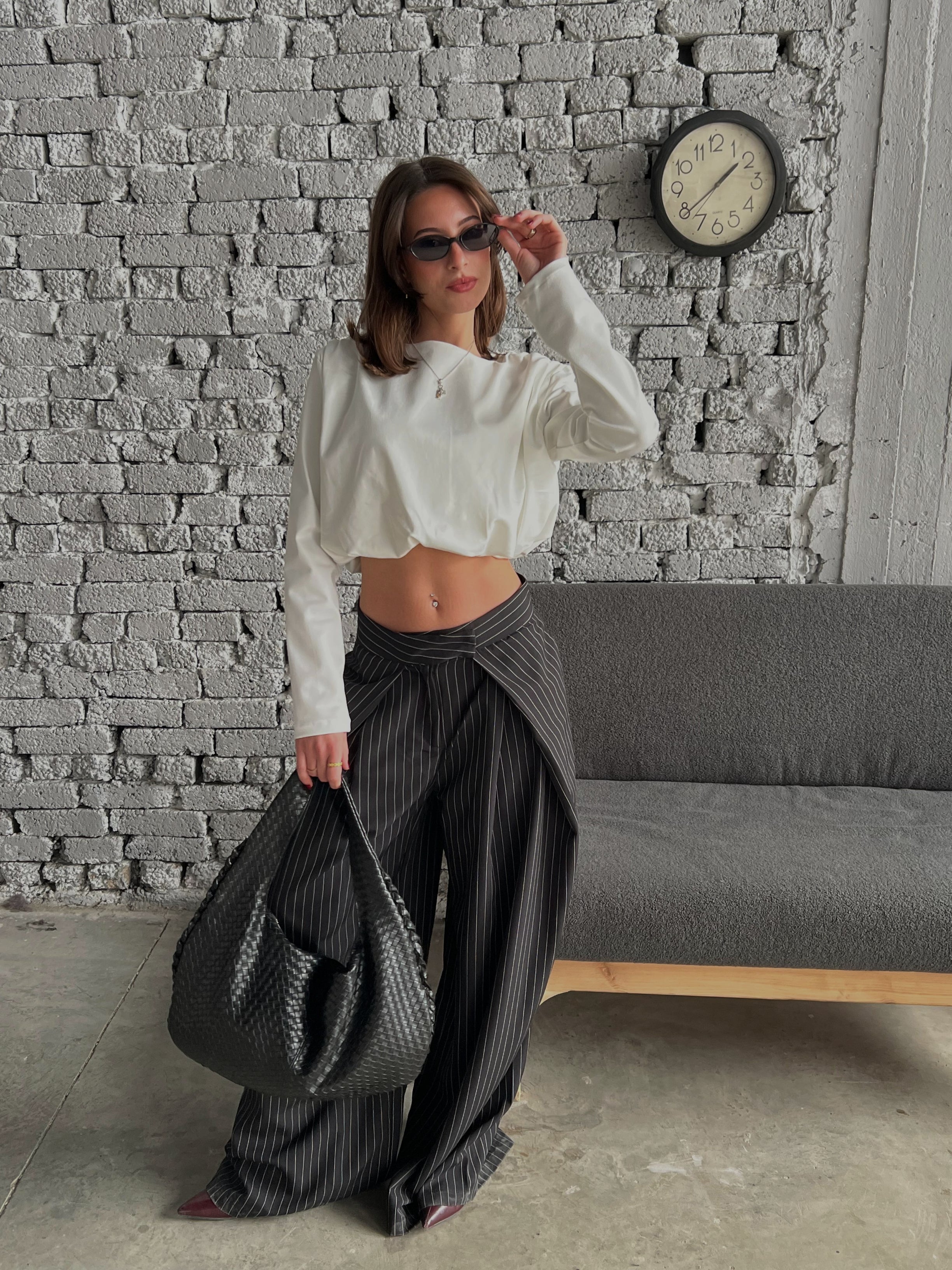 White long sleeve cropped top