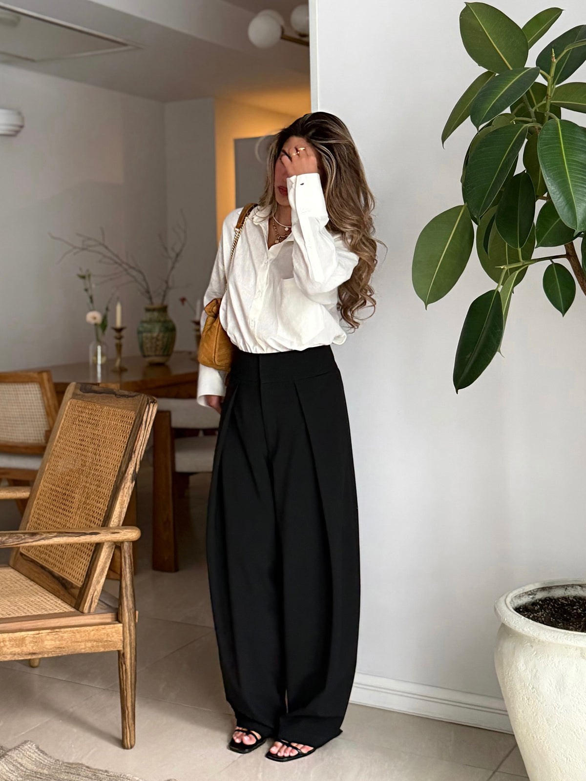 Luna trousers with accented pleats