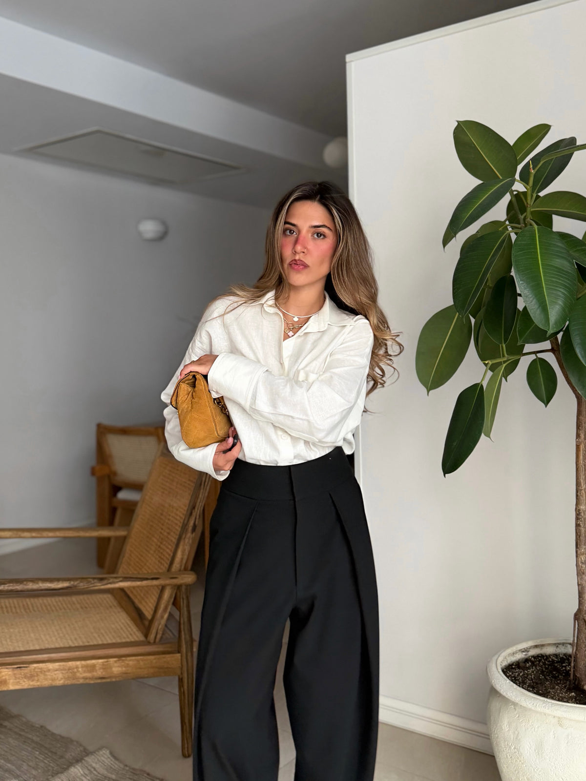 Luna trousers with accented pleats