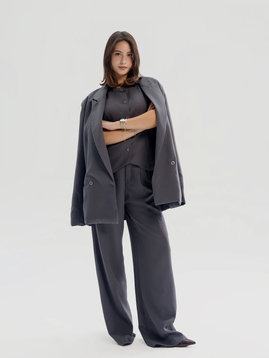 3 Piece Women's Suit Oversized It Is Grey