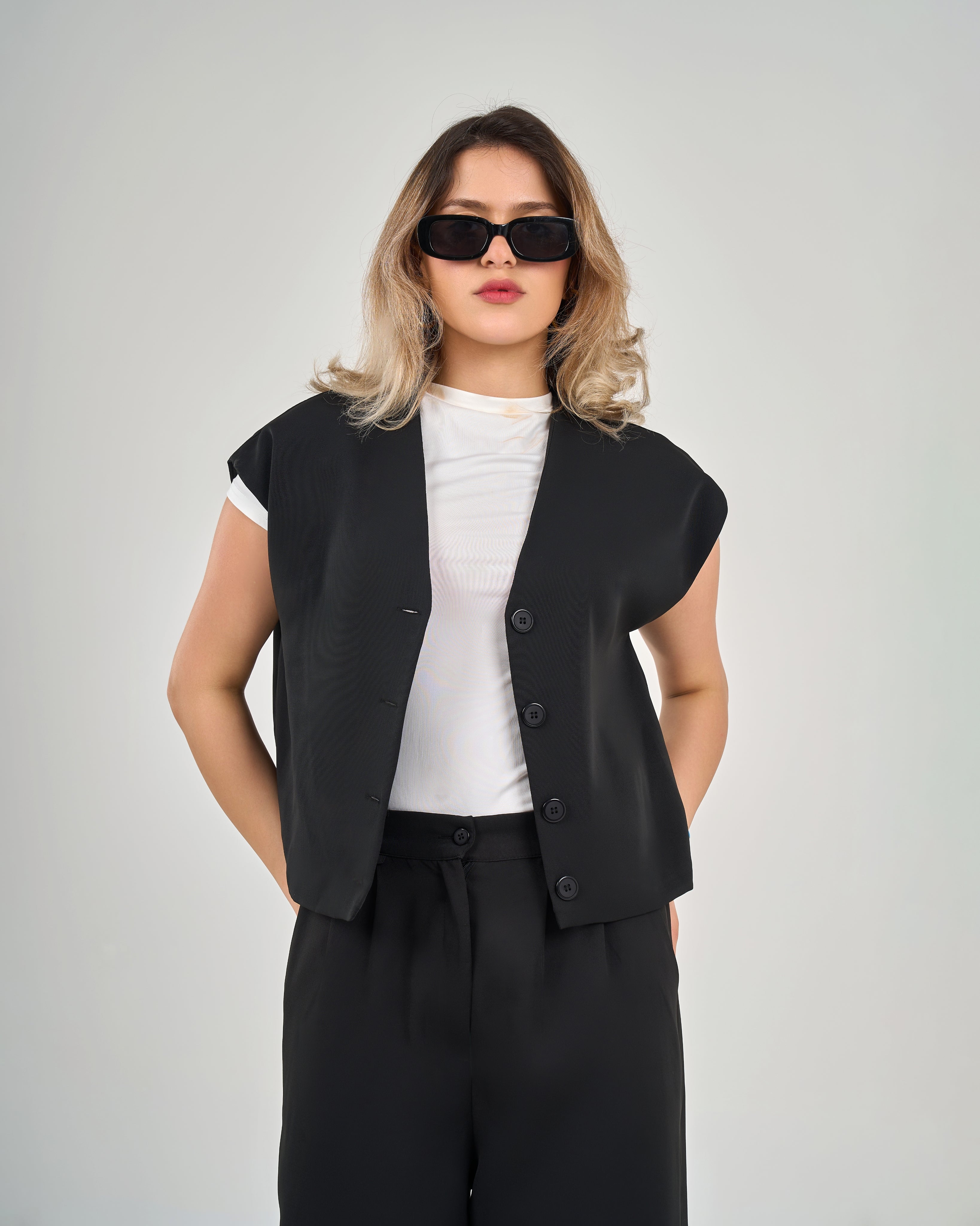 Compact v neck vest in black