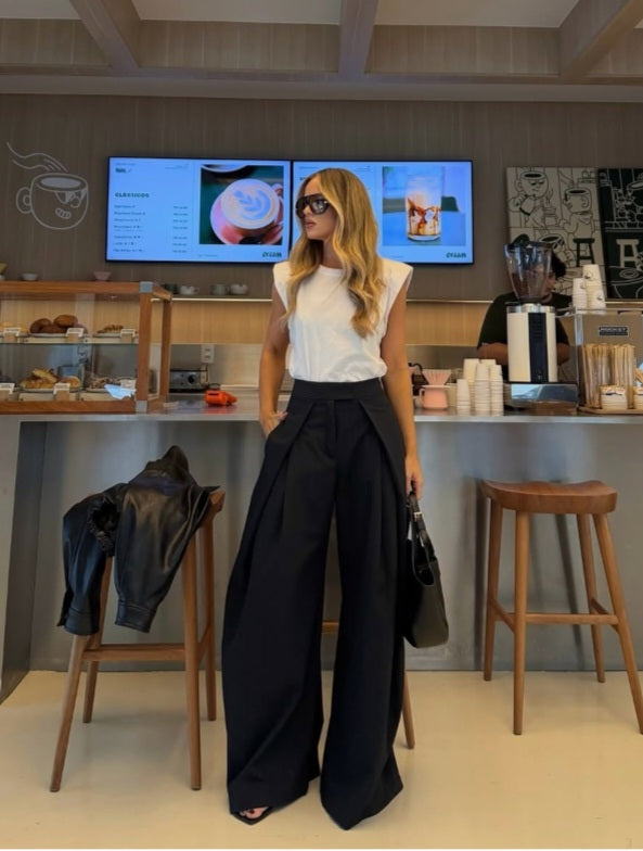 Wide Leg Pleated Trousers Black