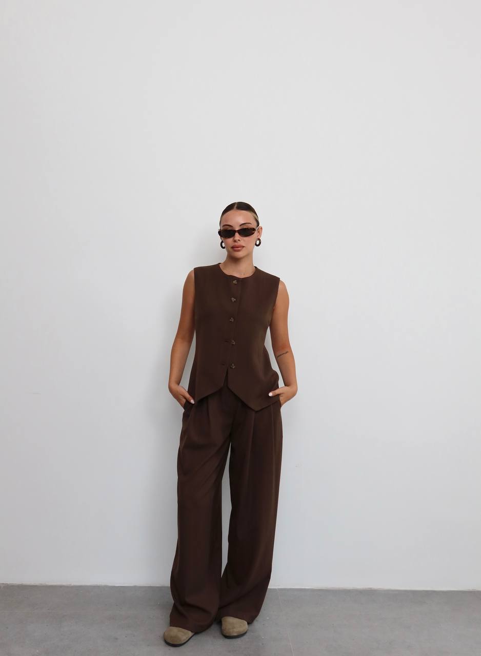 Carine Vest